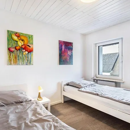 Am Suedwall Links - Modern, Familienfreundlich & Mit Garten Prázdninový dům *
