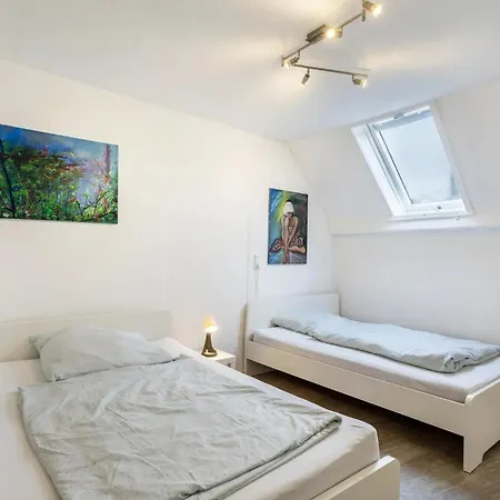 Am Suedwall Links - Modern, Familienfreundlich & Mit Garten Prázdninový dům